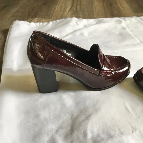 Jones of New York Women's chunky Burgundy Loafer Heels - Picture 4 of 6